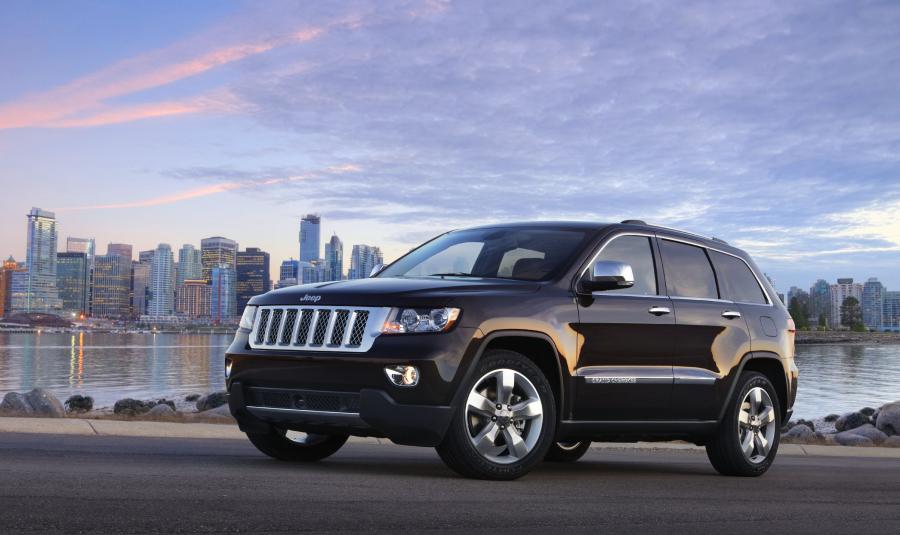  Jeep Grand Cherokee Overland Summit 2011 года  (фото 14 из 17)